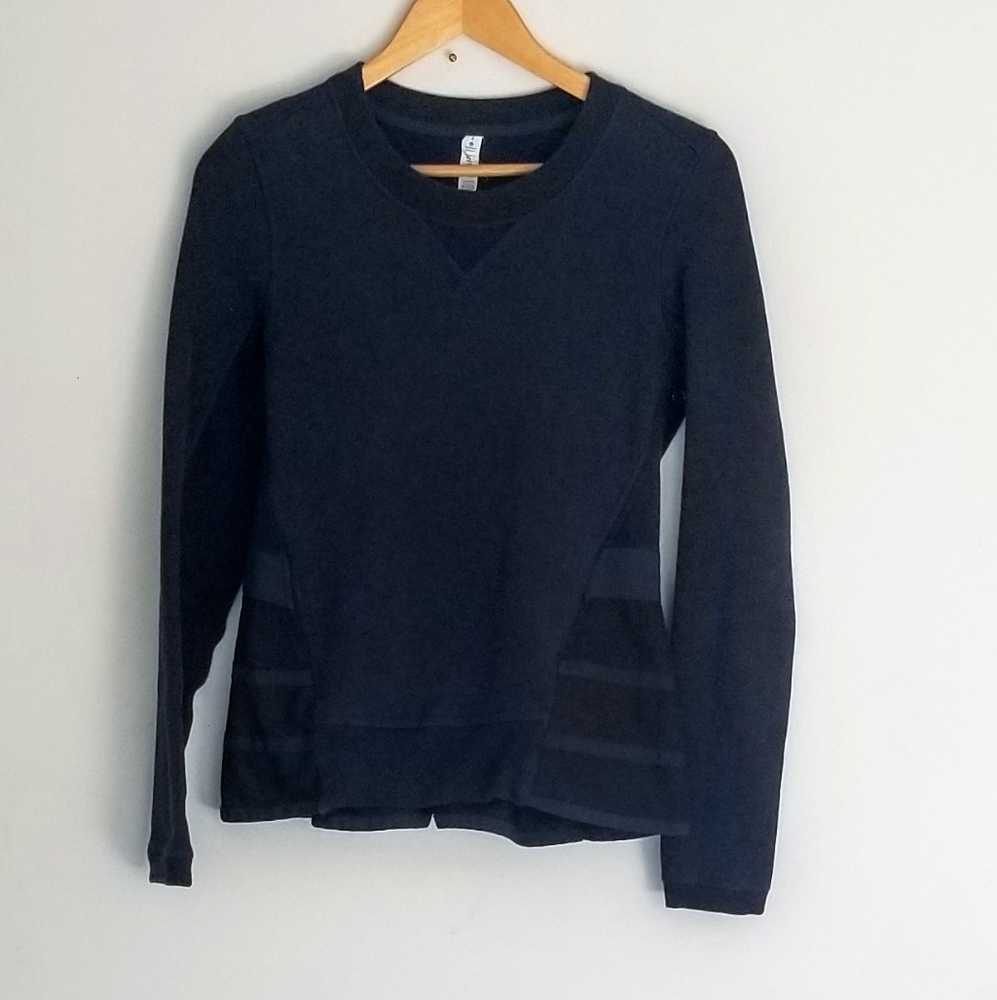 Lululemon Ruffled pullover